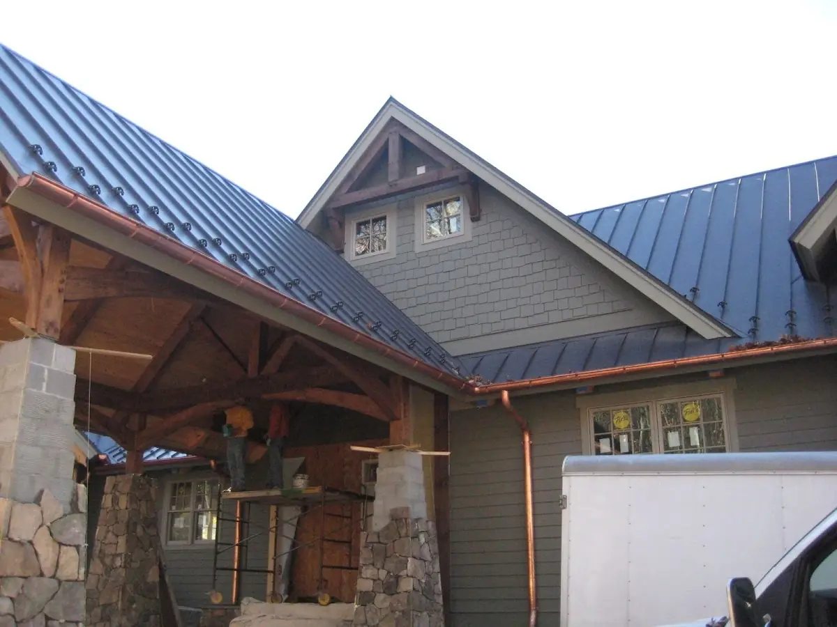 Craftsman Roofing team delivering quality roofing work in Dolton